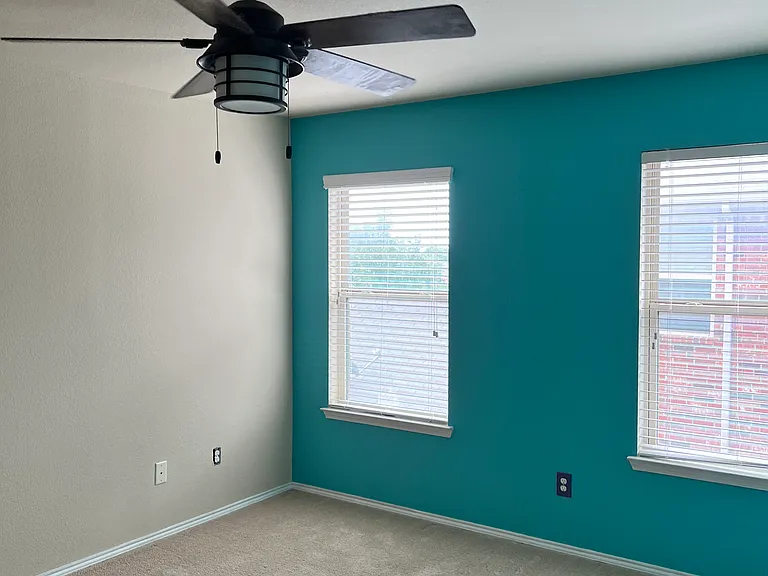 12300 Shine Ave — Photo 9