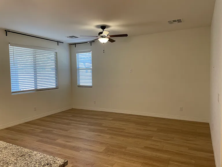 20864 E Swan Dr — Photo 11