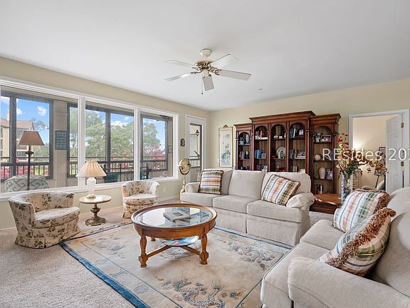 3rd image of 6 Village North Dr APT 12