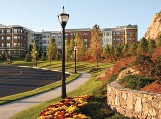 21 Overlook Ridge Ter UNIT 326, Revere, MA 02151