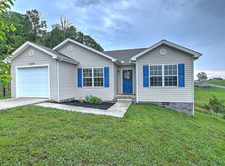 2330 Serenity Ct, Kingsport, TN 37665