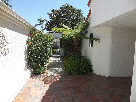 3rd image of 15888 Caminito Aire Puro
