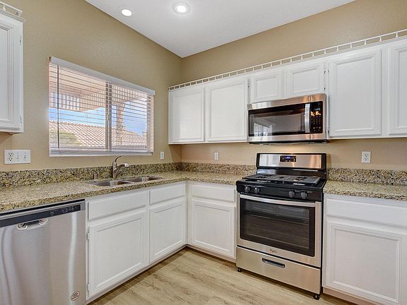 2nd image of 3710 Grand Viewpoint Ct