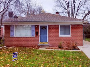 6195 Highview St, Dearborn Heights, MI 48127