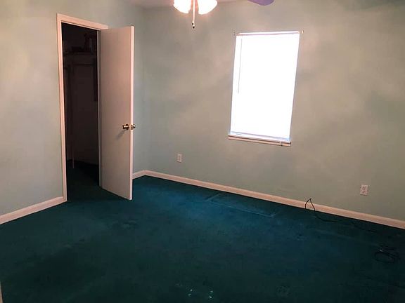 4th image of 812 Parkerson Ave S