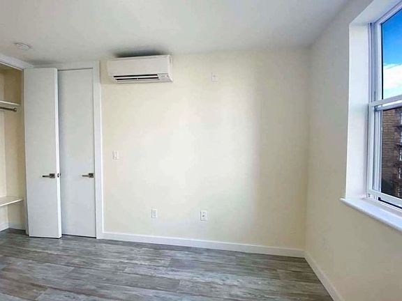 5th image of 596 E 19th St #5D