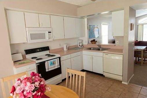 3rd image of 1627 Elmstead Ct