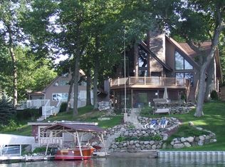 1625 Ridge Rd, Highland, MI 48356