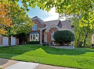 16010 Pierside Ln, Ballwin, MO 63021