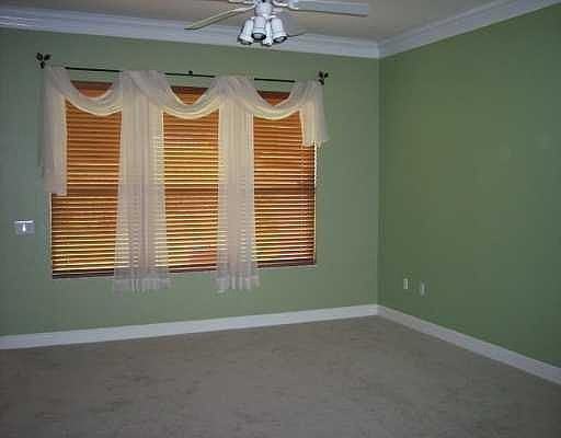 4th image of 3552 Rosslare Ln