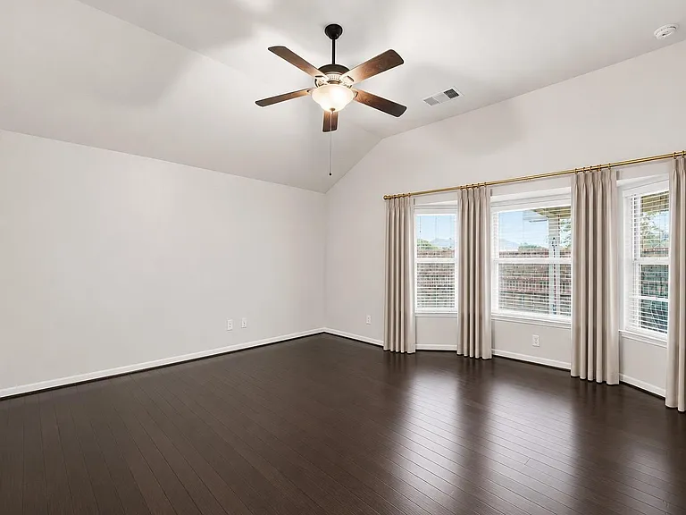 18751 Majestic Vista Ln — Photo 8