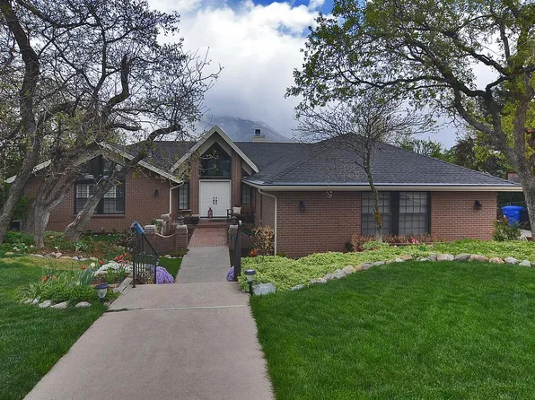 1592 N Stayner Dr, Farmington, UT 84025