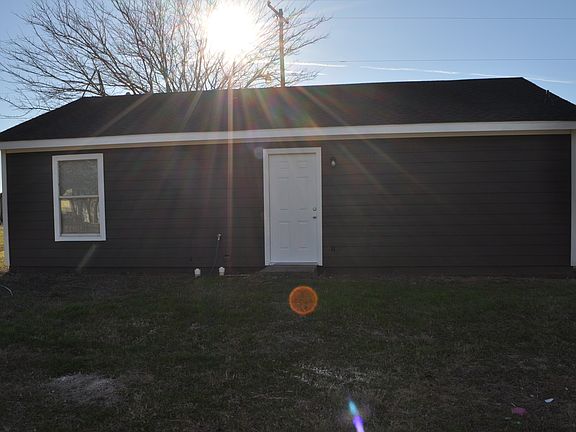 2nd image of 1106 Shabazz St