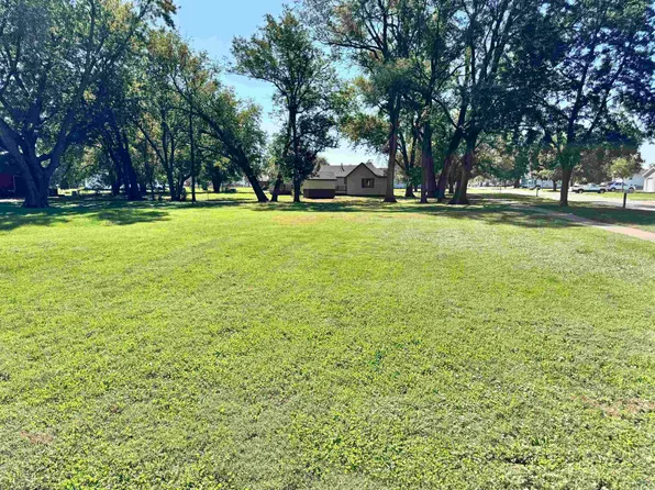 1301 4th St, Onawa, IA 51040