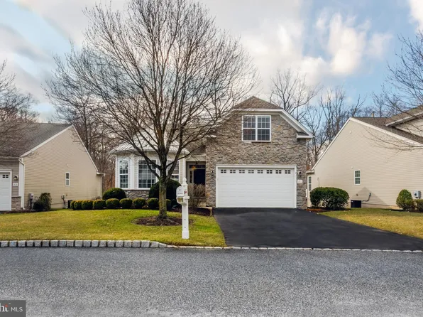 1677 Village Ave, Garnet Valley, PA 19060