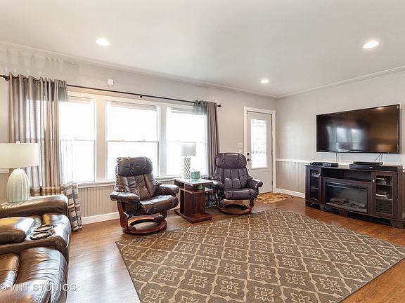 2nd image of 5955 W 127th St