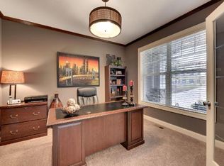 5825 Juneau Ln N, Plymouth, MN 55446