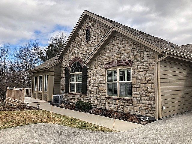 1st image of 1044 Ann Marie Way
