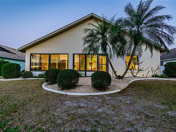 5th image of 324 Northway Dr