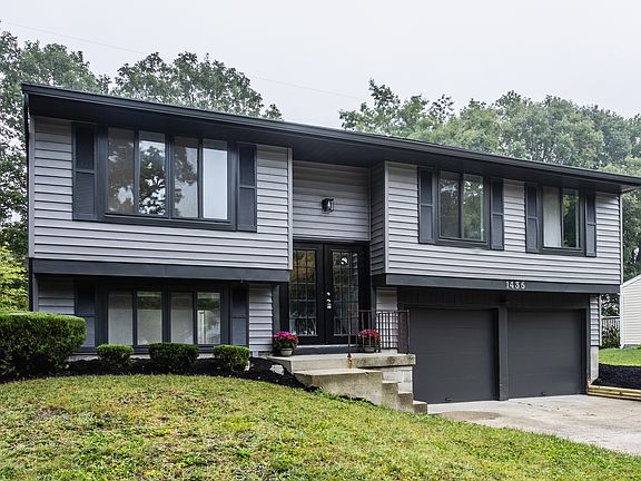 2nd image of 1435 Mutz Dr