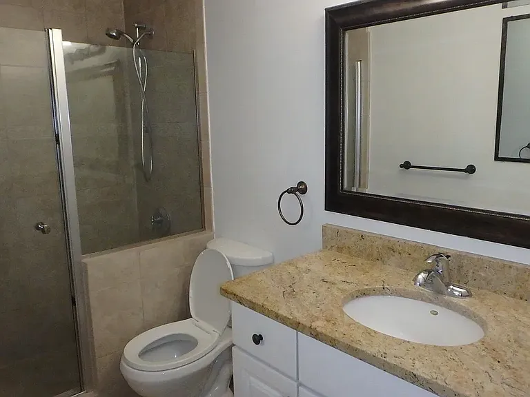 48 Village Brook Ln #20 — Photo 4