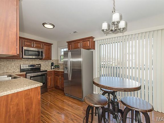 5th image of 1217 Woodland Point Dr APT E