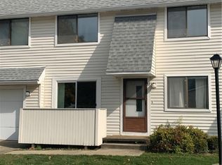 5486 Sierra Dr APT A, Willoughby, OH 44094