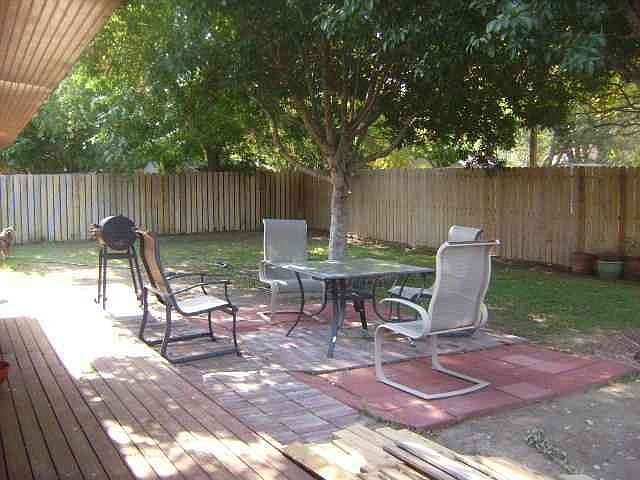 2nd image of 834 Ceniza Dr