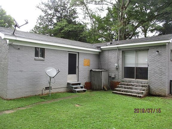 5th image of 3003 Hillmont Dr