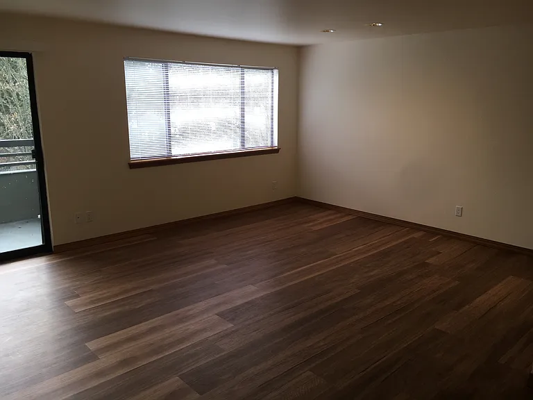 Meridian Place — Photo 14