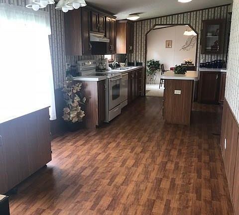 5th image of 8304 Edie Hill Rd SE