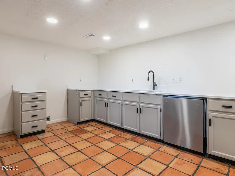 1656 Village Round Dr — Photo 23