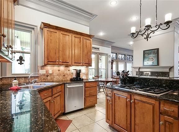4th image of 1079 Scarlet Oak Ln