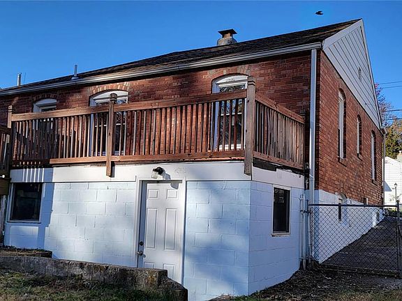 2nd image of 2728 Wismer Ave