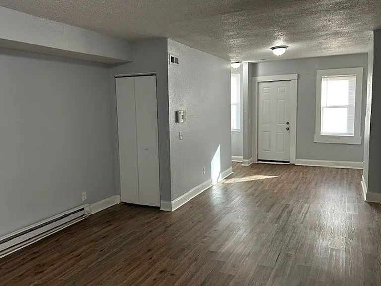 1449 Proescher St #A — Photo 11