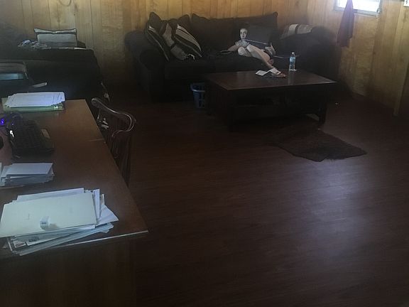 3rd image of 4372 33rd Ave N