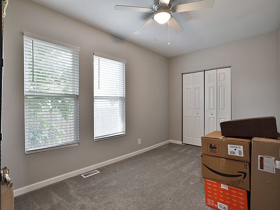 5th image of 1208 Seymour Ave