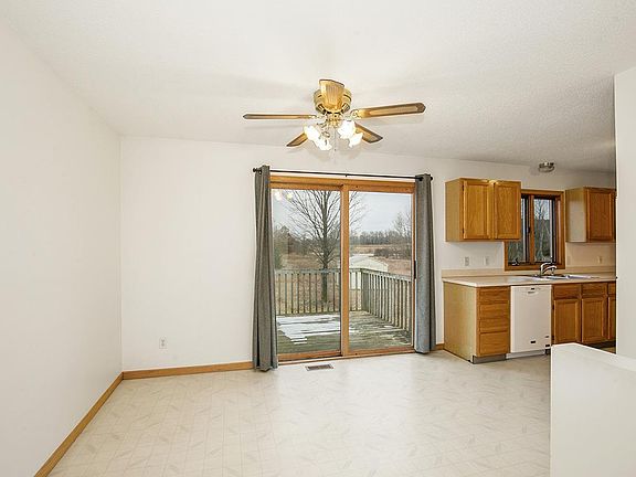 4th image of 13090 Edgerton Ave NE