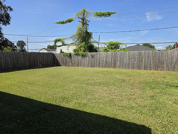 5th image of 112 Duke Dr