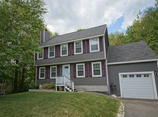 26 Wright Rd, Derry, NH 03038