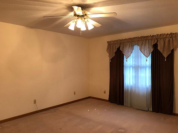 Spacious master bedroom