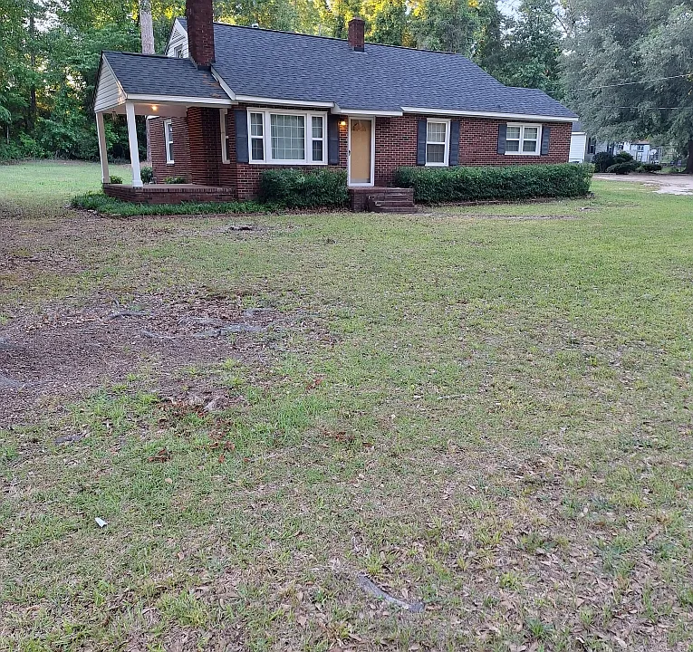 400 Augusta Rd