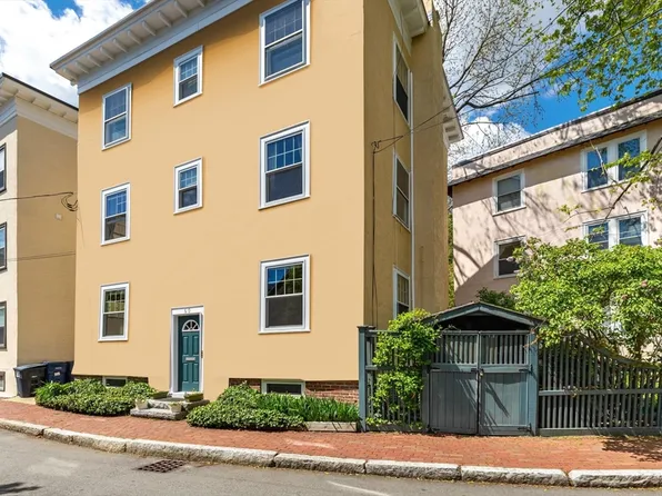 60 Crescent St #1, Cambridge, MA 02138