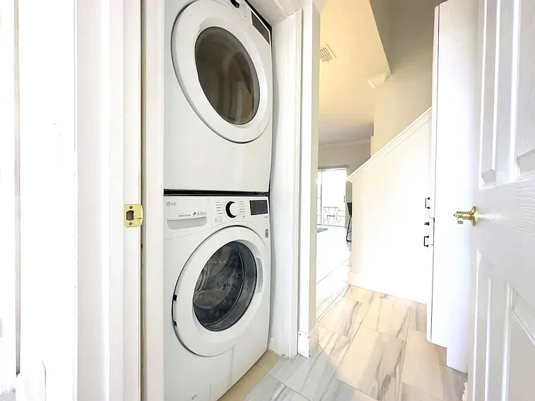 Washer/Dryer