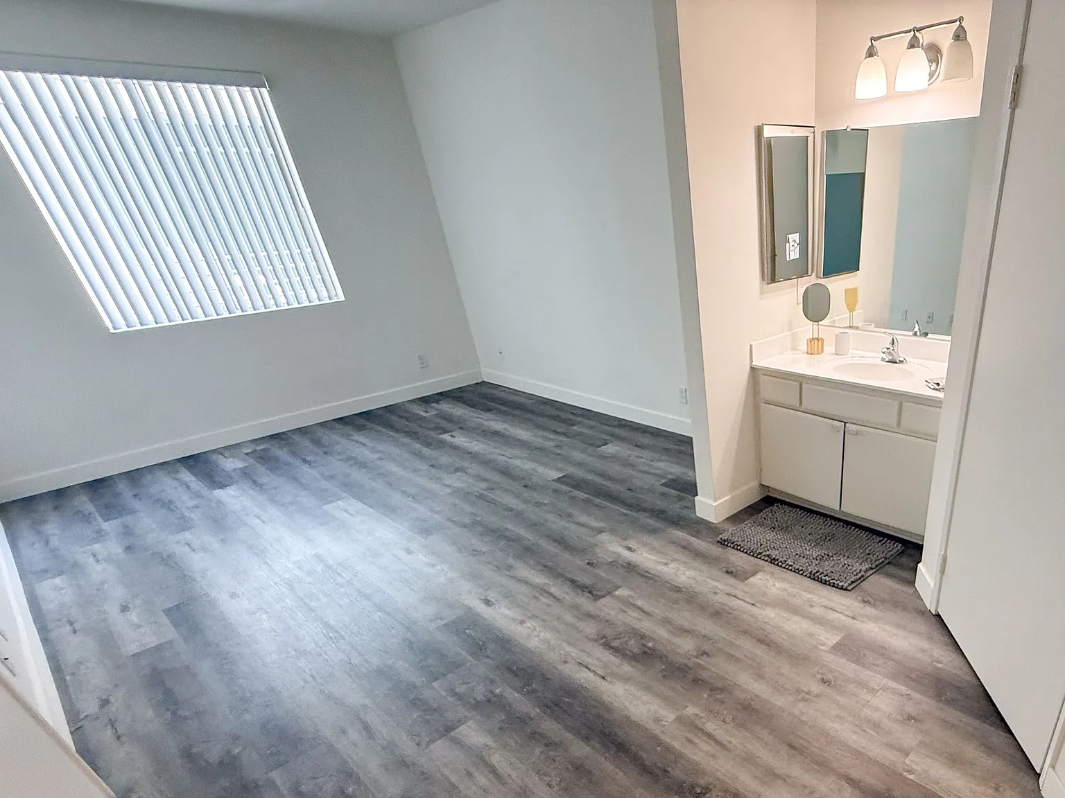 Archview Apartments — Photo 4