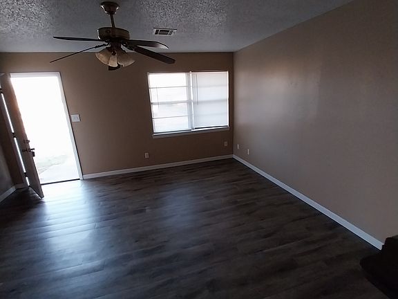 4th image of 1409 Becky Ct
