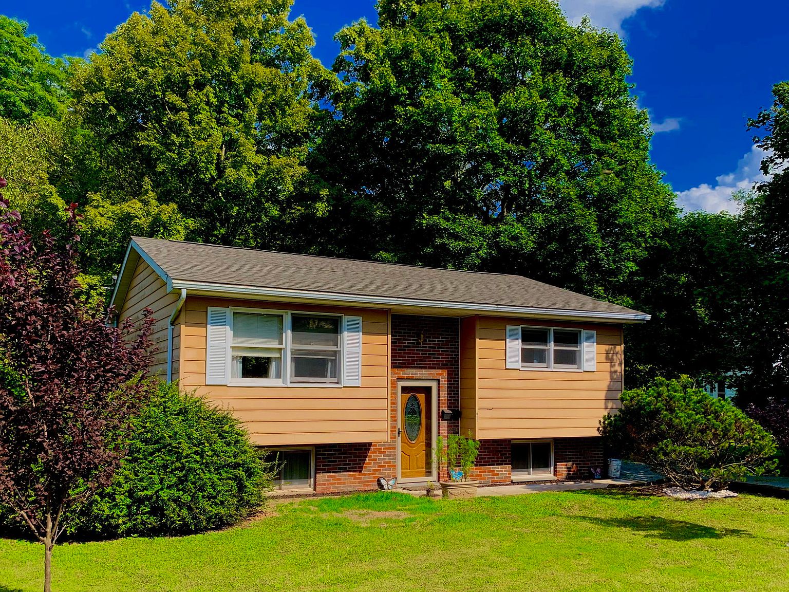 108 14th St, Honesdale, PA 18431 Zillow