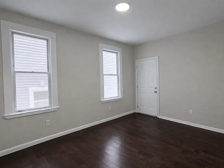 118 Norwood — Photo 16