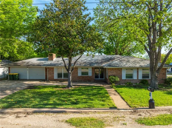 105 Tibbs Dr, Valley Mills, TX 76689