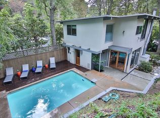 8011 Willow Glen Rd, Los Angeles, CA 90046